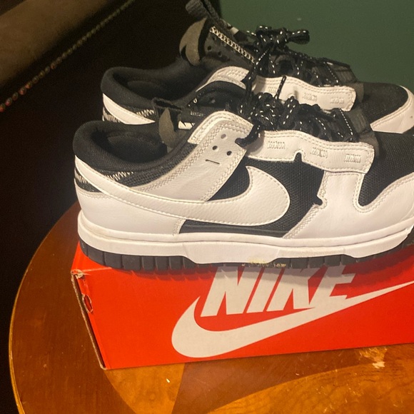 Nike Panda Reverse Dunks Size 8.5 - Picture 1 of 6